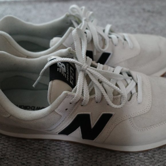 New Balance 574 White/Black/Gum Size 13 - Picture 5 of 6